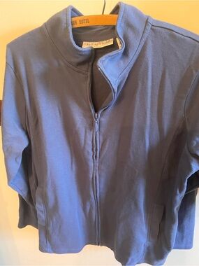 Hastings & Smith Women's Lightweight Blue Zip Jacket